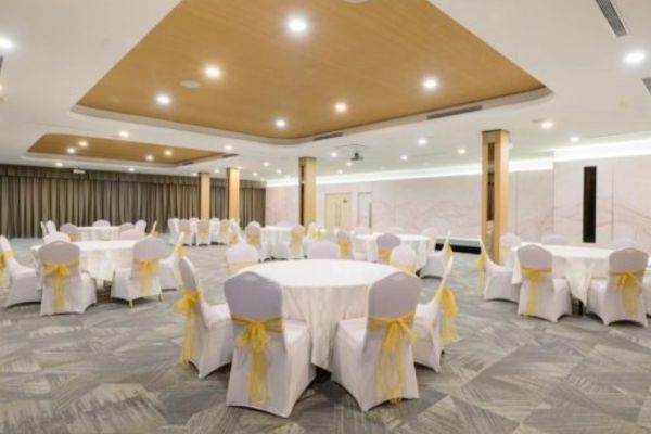 Sembawang Country Club Indian wedding hall ballroom